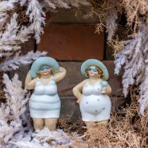 Dekorativ figur damer på stranden, sommardekoration, badfigurer med hatt blå/vit H15/15,5cm set om 2