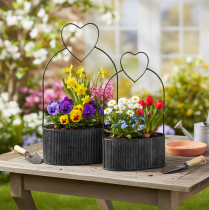 Artikel Dekorativ oval metallskål med hjärta, svart, 20/16 cm, set om 2