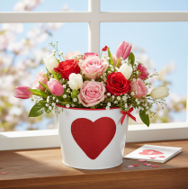 Artikel Vit blomkruka med rött hjärta, planteringslåda, Ø18cm H13,5cm