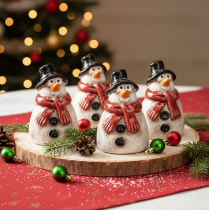 Artikel Snögubbefigur med röd halsduk, juldekoration, 10 cm