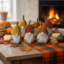 Artikel Gnomfigurset med stickad mössa och ekollon, 10 cm, 6 delar