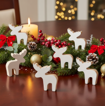 Artikel Dekorativ träfigur av älg, stående, juldekoration, 6 cm, 8 delar