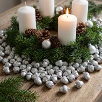 Artikel Dekorativa ekollon silver, adventsdekoration, naturliga höstfrukter, lantligt Ø1,5 – 2,5 cm L1,5 – 3 cm 300 g