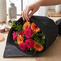 Artikel Blomsterpapper med crepe, svart 50x250cm