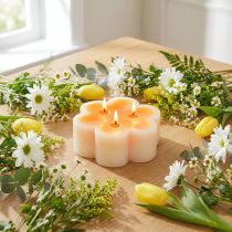 Artikel Tre-vekar ljus vit orange i form av en blomma Ø11,5cm H4cm