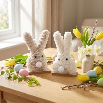 Artikel Dekorativ påskhare av plysch – fluffig påskdekoration i beige &amp; vitt på träfot H18cm 2 st