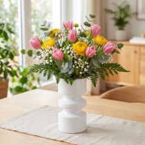 Artikel Blomvas i metall i krämvit emalj Ø9cm H17,5cm