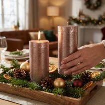 Artikel Enfärgade kopparpelarljus, 85 mm x 200 mm, set om 2 - lång brinntid, festlig metallisk design för dekoration