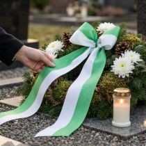 Artikel Moiré-kransband 125 mm x 25 m i grönt och vitt, taftvävt band, nationalband, dekorativt band