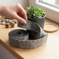 Artikel Filttejp, krukrem, 100 % ull, grå/svart, 7,5 cm bred, 5 m lång