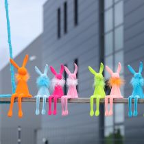 Artikel Påskharedekoration, hyllställ, sittande figur av plast för våren, 27 cm, 2 delar