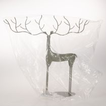 Artikel Dekorativ hjortskulptur med stora horn, modern metallutseende, 48 cm