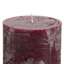 Artikel Vinröda pelarljus, 70x80mm, 4-pack, för elegant dekoration och lång brinntid