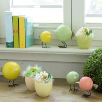 Artikel Dekorativa kycklingfigurer som ett glatt blickfång för vår och påsk, 12 cm, 3 stycken