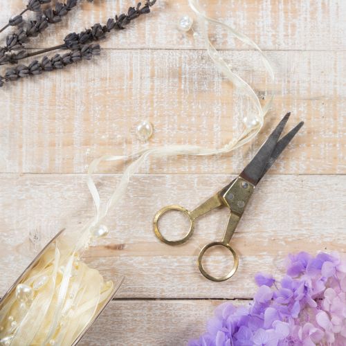 Artikel Dekorativt band, krämfärgat, hjärtan, pärlor, bröllopsdekoration, 10mm, 5m