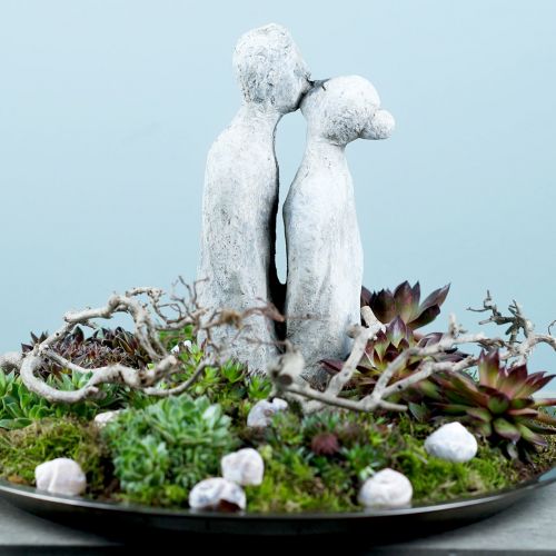Floristik24 Dekorativ figur kyssande par stengjuten 40cm