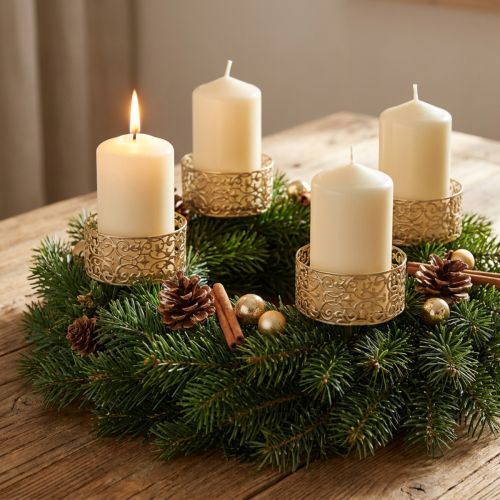 Blommiga ljushållare för att plugga gyllene Ø8,8cm H13,7cm 4 stycken antik look | Floristik24.se