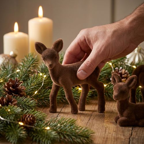 Dekorativ figur rådjur fawn flockade bruna julfigurer 10,5cm 6 st | Floristik24.se