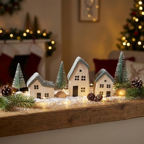 Julby trähus granar gröna och vita 5-8 cm set om 6 | Floristik24.se