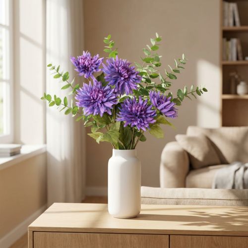 Konstgjorda dahlior i lavendel
