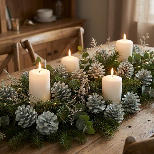 Svarta kottar grön frostad naturdekor 5–7cm 1kg | Floristik24.se