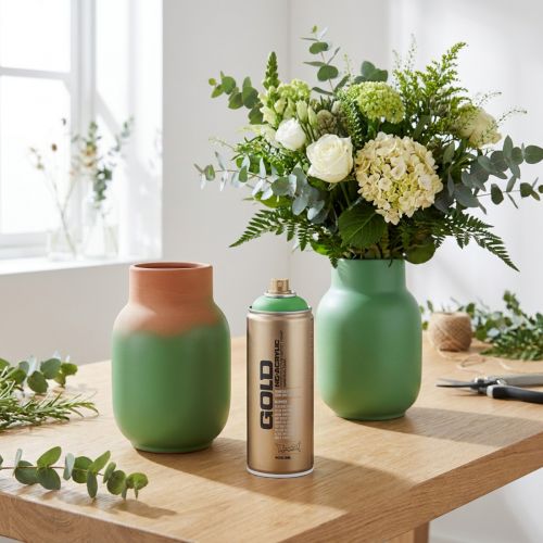 Artikel Grön Matt Sprayfärg Montana Guld Sprayfärg 400ml