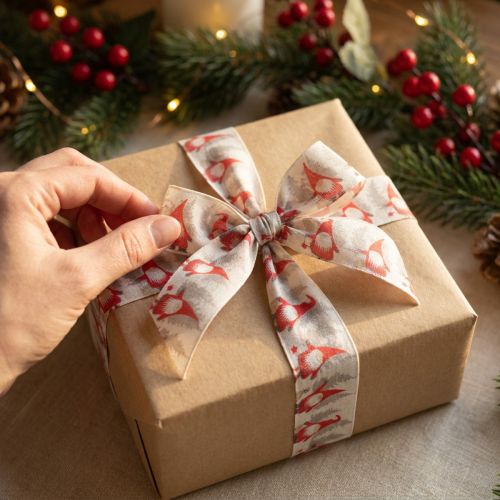 Presentband Julband gnome röd 40mm 15m | Floristik24.se