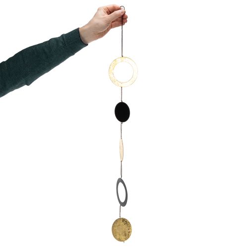 Artikel Hängande fönsterdekorationer i cirklar och skivor, moderna för alla rumsdesigner, 80 cm