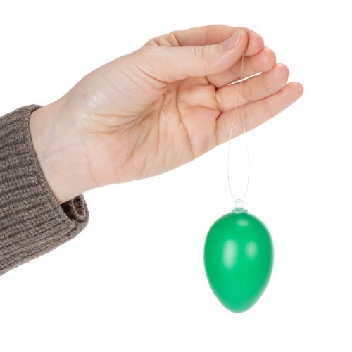 Artikel Påskäggsdekorationer för vårdekoration, hem eller trädgård. Färgglada dekorativa föremål, 6 cm, 24 stycken.