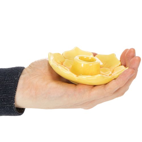 Artikel Keramiska koniska ljusstakar, dekorativ blomform för elegant bordsdekoration, 11 cm, 2 stycken