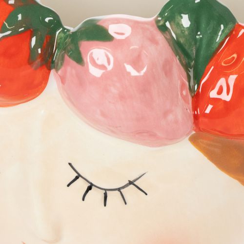 Artikel Flickaansikte i en blomkruka med sovande jordgubbar, dekoration för vardagsrum, vår, 13 cm