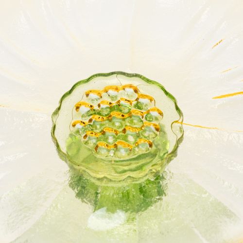 Artikel Dekorativ glastallrik med fot, blommönster, perfekt för festlig presentation, 15 cm