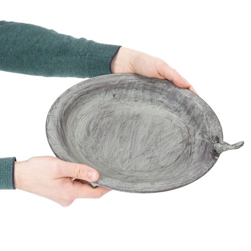 Artikel Dekorativt fågelbad med fint lövmönster i vintagestil, 74 cm