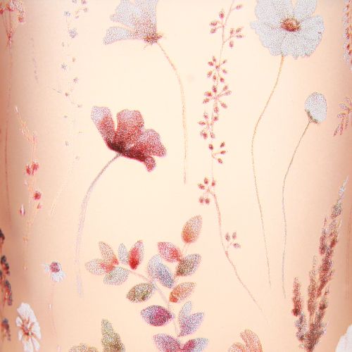 Artikel Elegant ljusstake med en delikat blommig design för harmonisk rumsinredning, 8 cm, 4 stycken