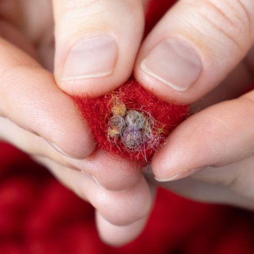 Artikel Fluffig Mirabell-ullsnöre med jute, röd, 25m