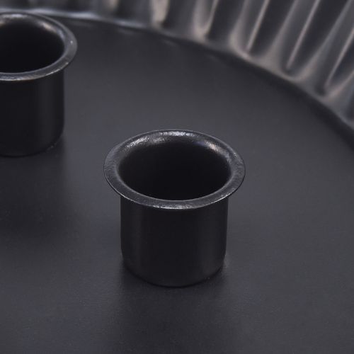 Artikel Design ljusstake i tårtform i metall - svart, Ø 24 cm - elegant bordsdekoration för 4 ljus - 2 st