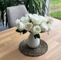 Konstgjorda rosor i ett gäng vita 30cm 8 st | Floristik24.se