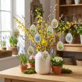 Påskägg med vårblommor,
