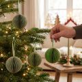 Julgranskulor, pappersbollar av honungskaka, grönt och guld, 7 cm, 4 stycken, dekoration | Floristik24.se