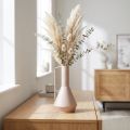 Modern dekorativ metallvas i ljusrosa, 19,5 cm; dekorativ designkanna, 38,5 cm hög, för torkade blommor | Floristik24.se