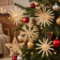 Traditionella julgransprydnader med halm för festlig dekoration | Floristik24.se