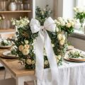 Elegant moiré-kransband, 200 mm vitt med guldpärlkant och speciell finish, 25 m - Perfekt för dekorationer och fester | Floristik24.se